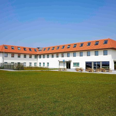 Ibis Budget Oostende Airport Миделкерк Экстерьер фото