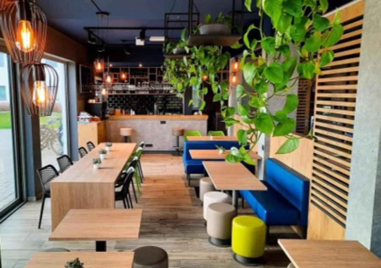 Ibis Budget Oostende Airport Миделкерк Экстерьер фото