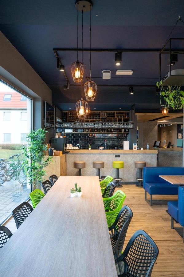 Ibis Budget Oostende Airport Миделкерк Экстерьер фото