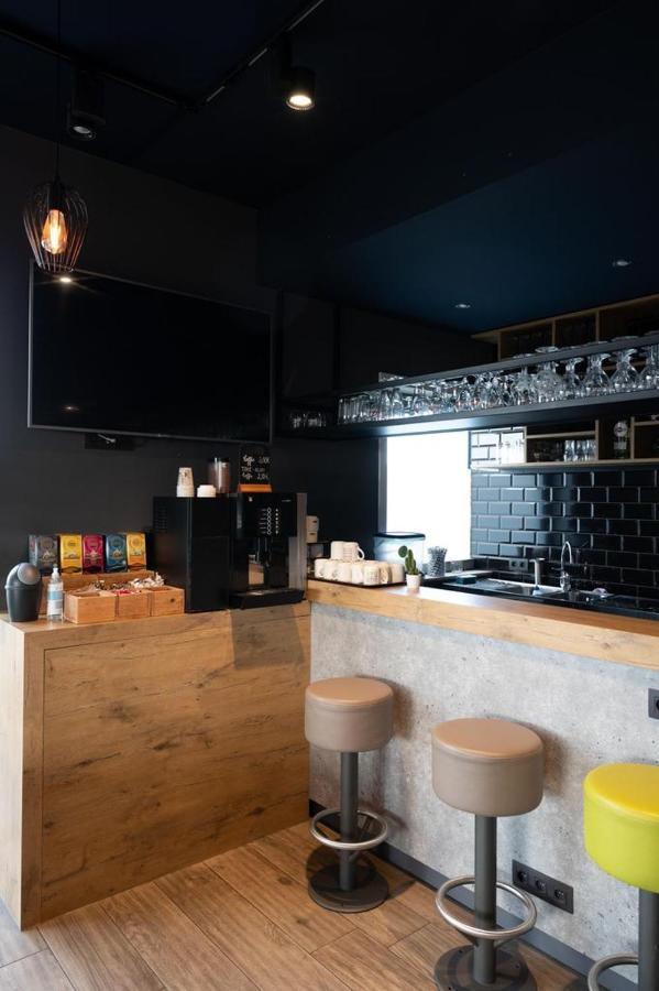 Ibis Budget Oostende Airport Миделкерк Экстерьер фото
