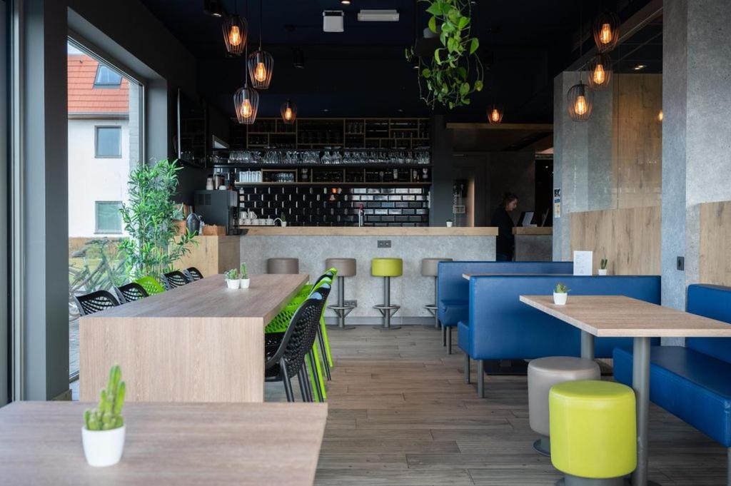 Ibis Budget Oostende Airport Миделкерк Экстерьер фото