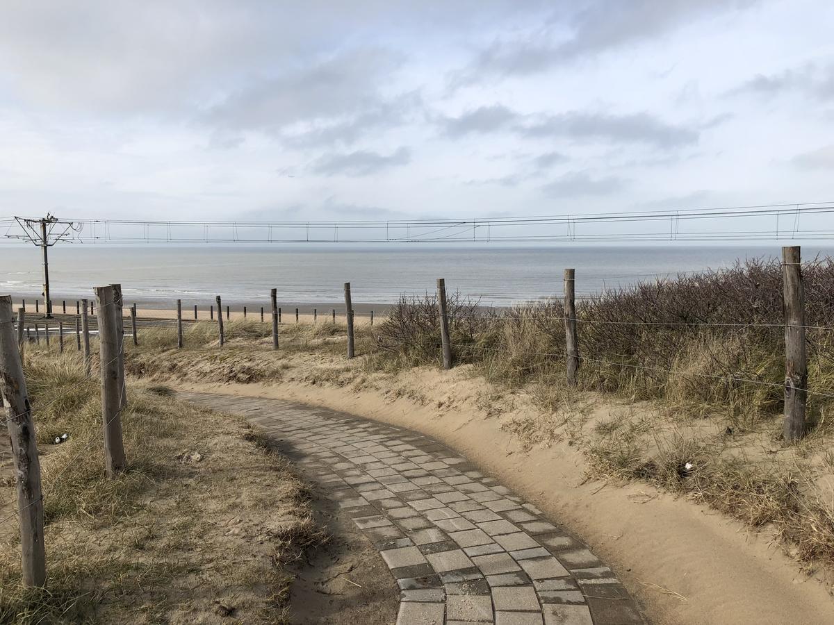 Ibis Budget Oostende Airport Миделкерк Экстерьер фото